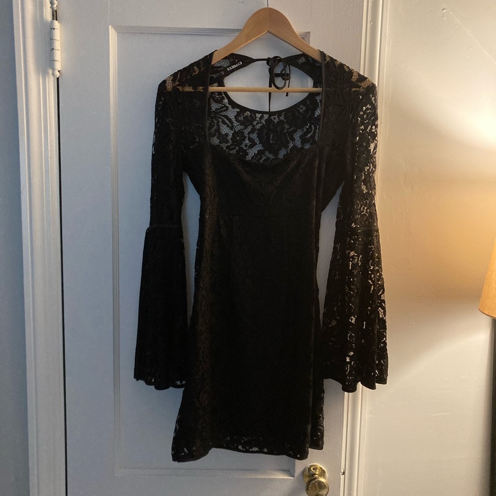 Express bell sleeved dress